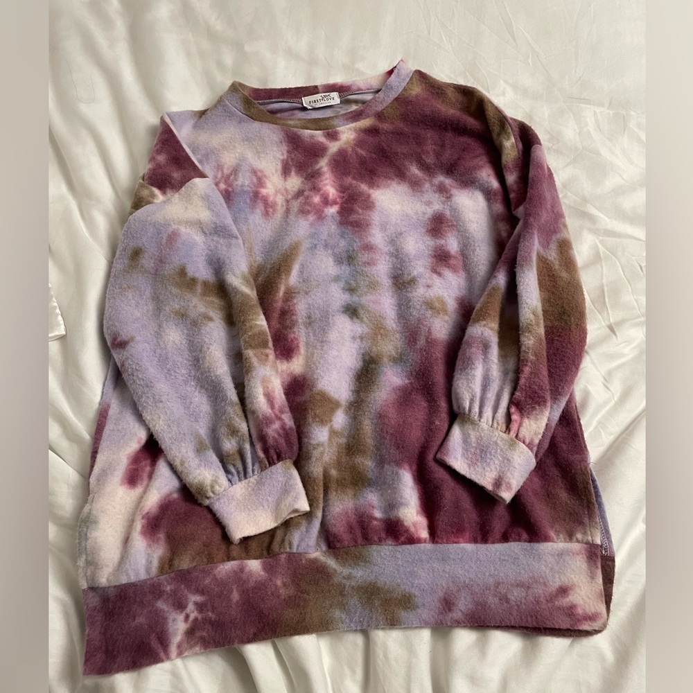 Crewneck sweater